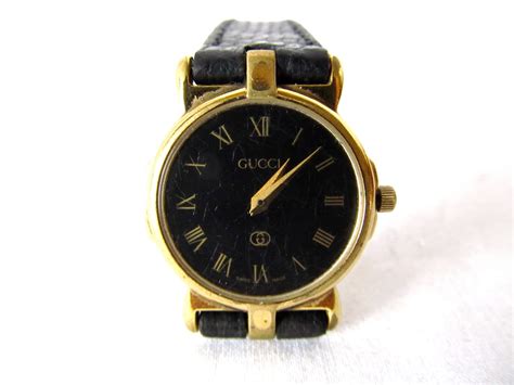 classic gucci watches ladies - vintage Gucci watch 1980s.